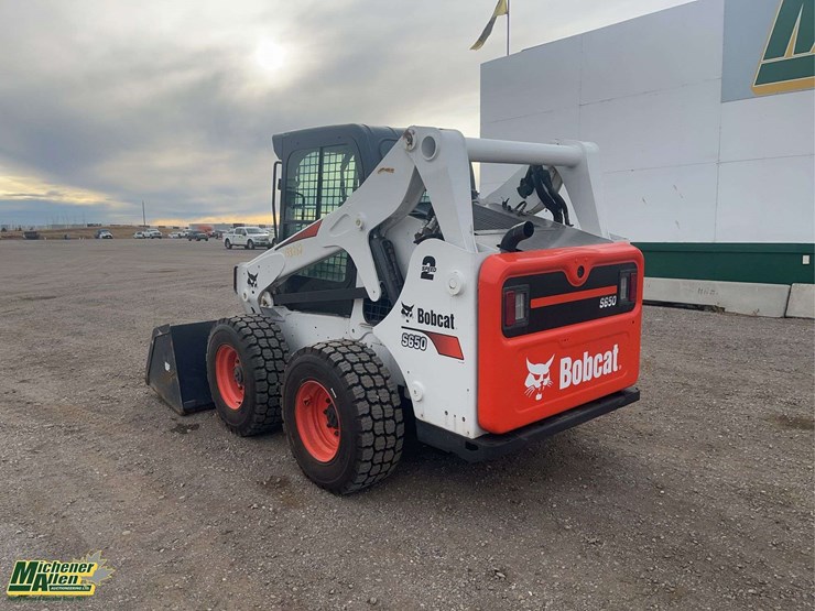 2015-bobcat-s650-image-3
