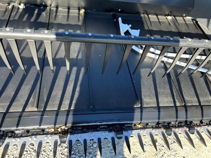 2019-mac-don-fd140-image-37