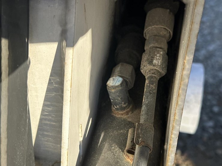 2015-bobcat-s70-image-18