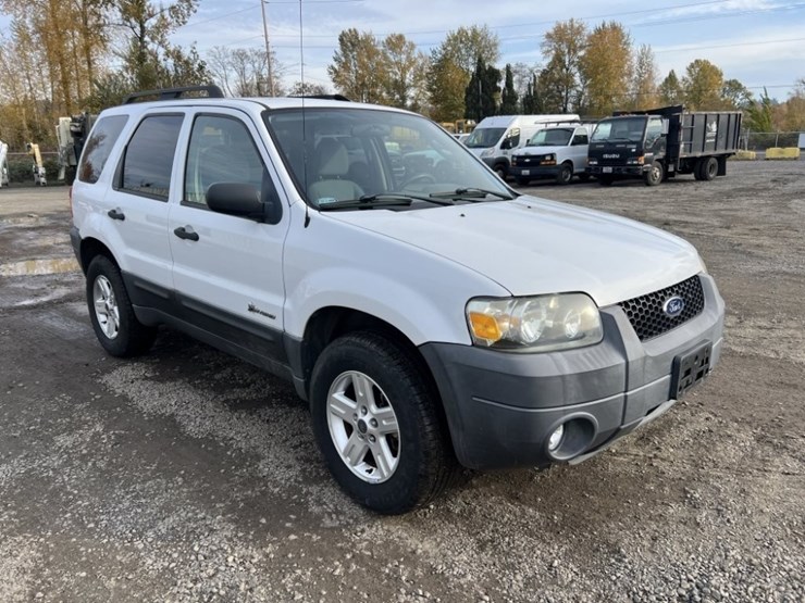 2007-ford-escape-hybrid-image-2