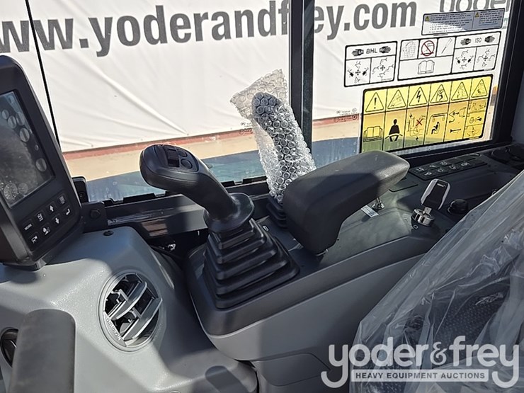 2024-develon-dx27z-7-image-40