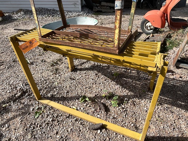 #3107-•-steel-steps-image-5