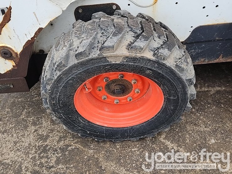 2018-bobcat-s570-image-9