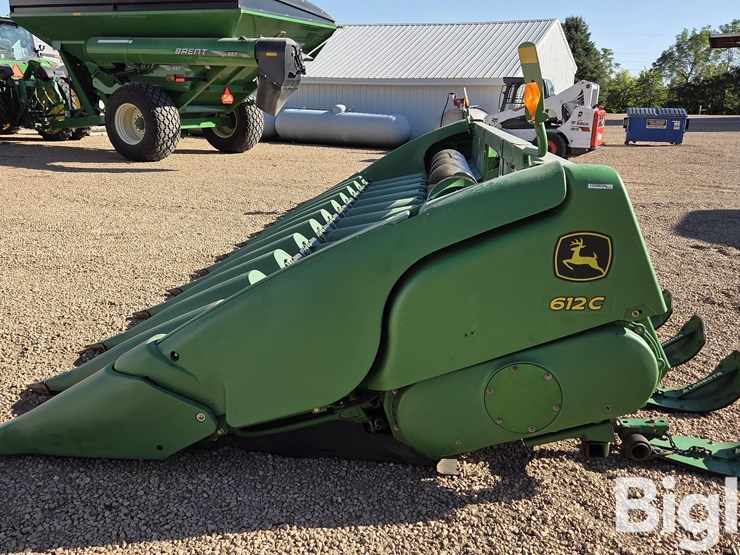 2013-john-deere-612c-stalkmaster-image-8