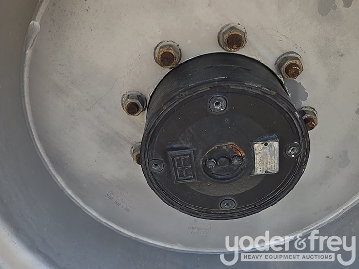 2014-jlg-600aj-image-10