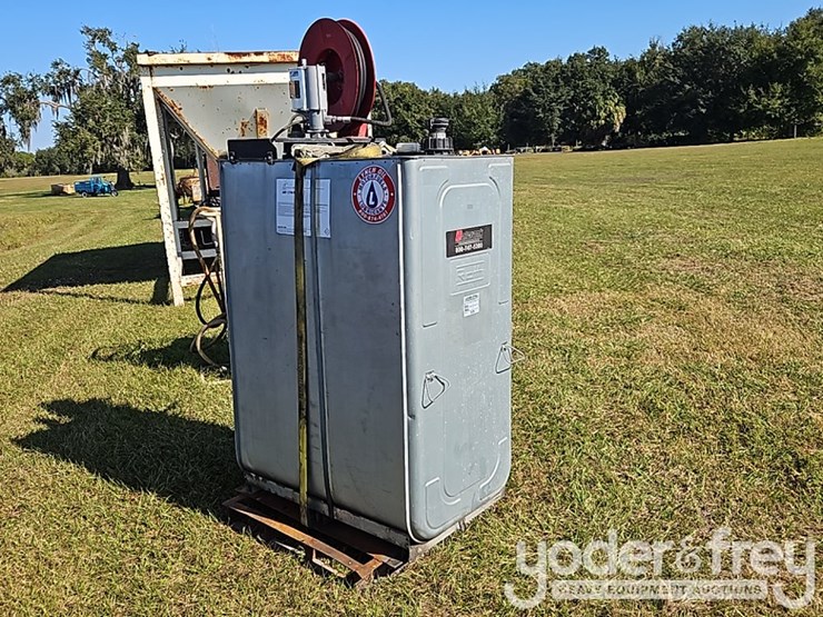 roth-tank-oil-tank-c/w-hose-reel-balcrank-oil-pump-image-6