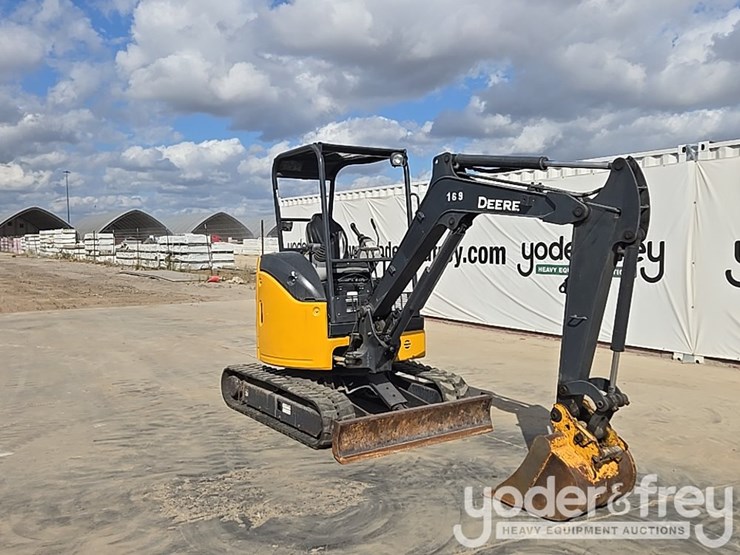 2019-deere-26g-image-7