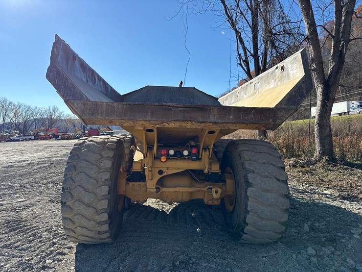 2016-caterpillar-745c-image-5