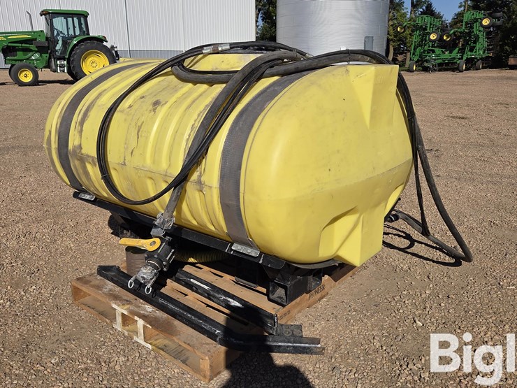 400-gal-poly-tank-image-1