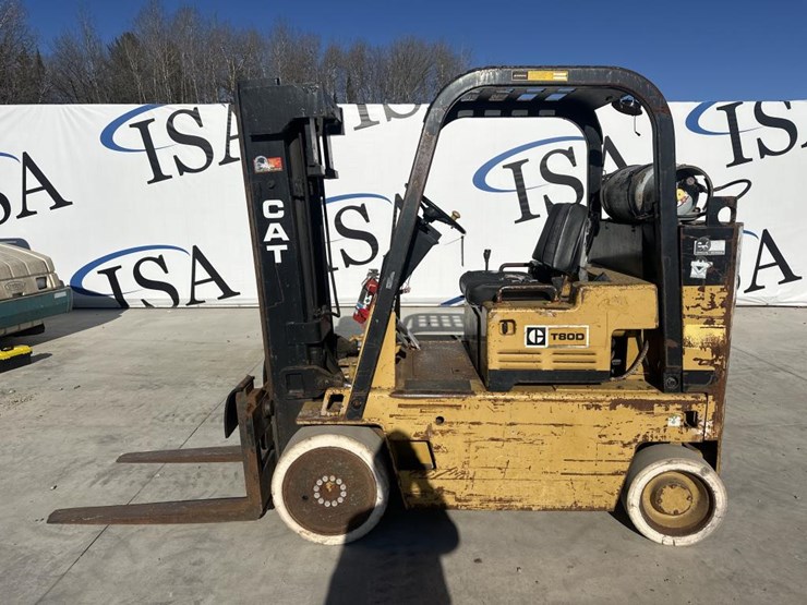 caterpillar-t80d-image-2