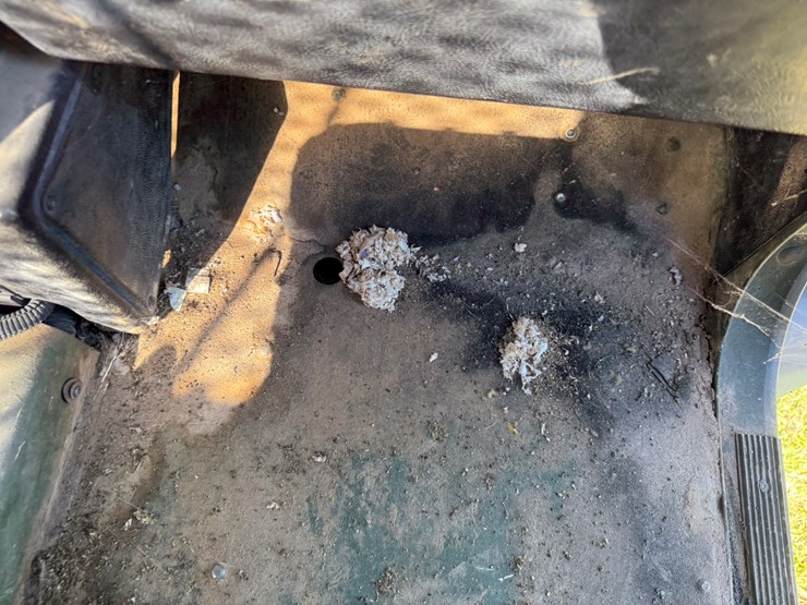 #22592-•-inop-1992-freightliner-t/a-daycab-truck-tractor-vin:-1fuymzyb1np520782-image-67