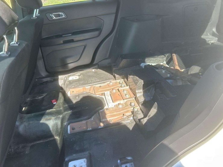 2015-ford-explorer-image-20