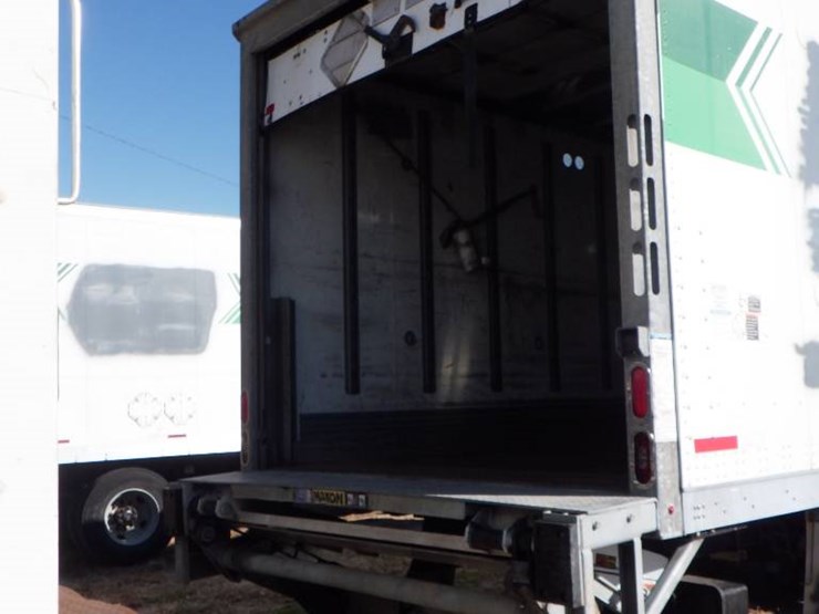 2018-peterbilt-220-image-15