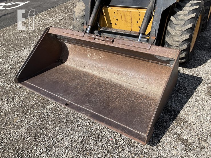 1998-new-holland-lx565-image-9