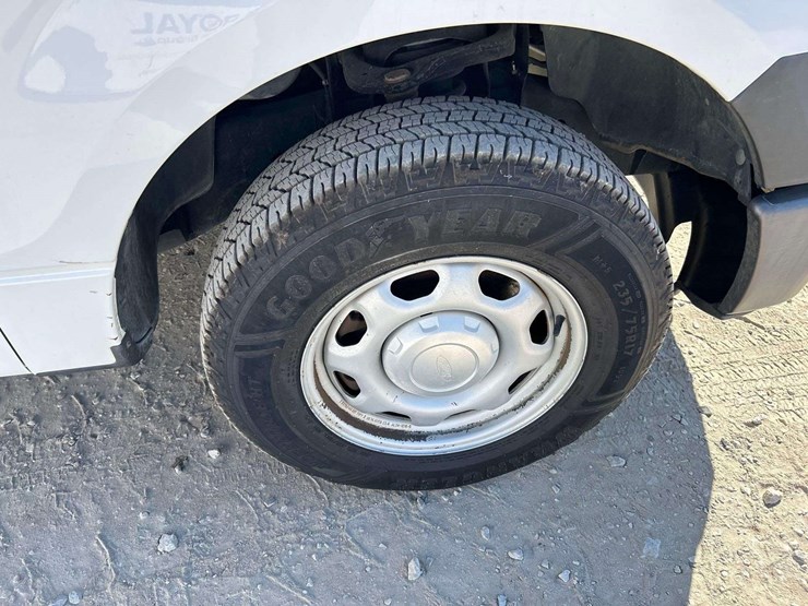 2014-ford-f150-image-22