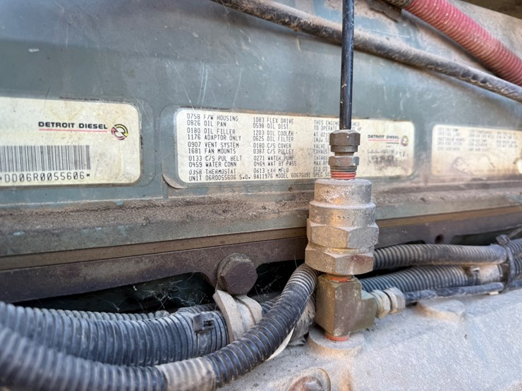 #22592-•-inop-1992-freightliner-t/a-daycab-truck-tractor-vin:-1fuymzyb1np520782-image-26