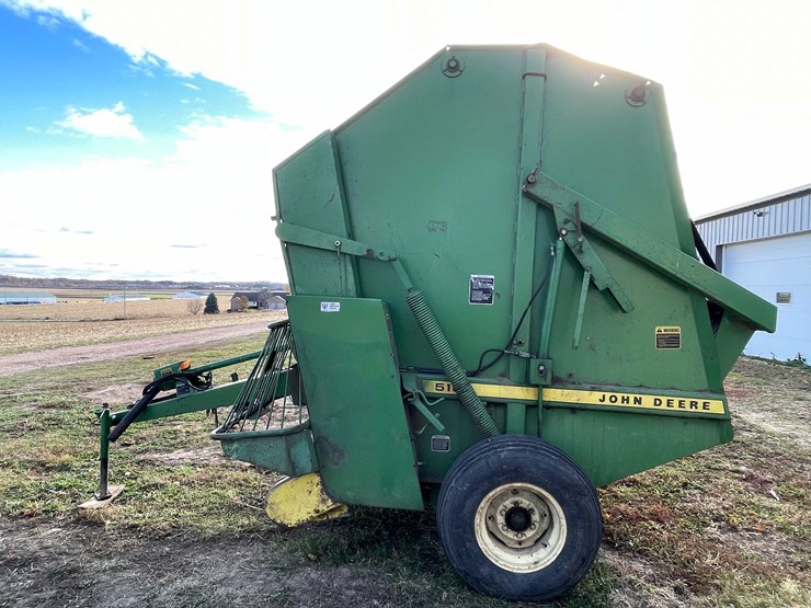 #3024-•-john-deere-5n-bailer-image-8