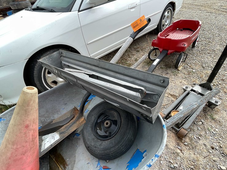 #3119-•-wheelbarrow-and-contents-image-5
