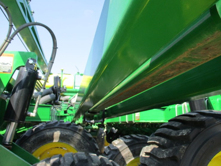 2016-john-deere-db60-image-12