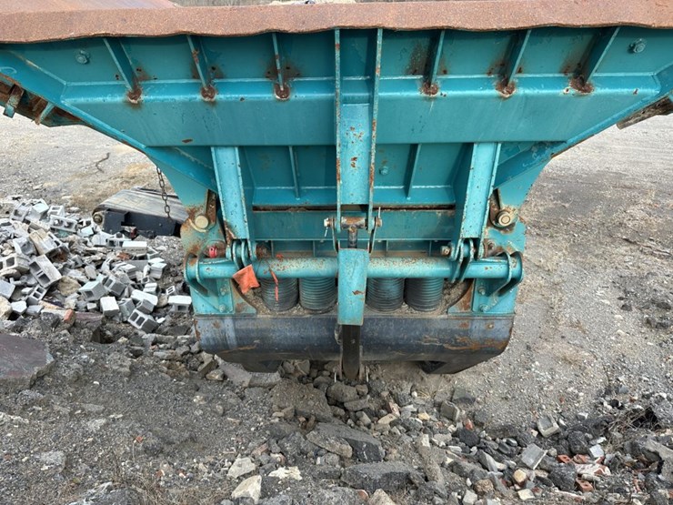 2014-powerscreen-premiertrak-400-image-24