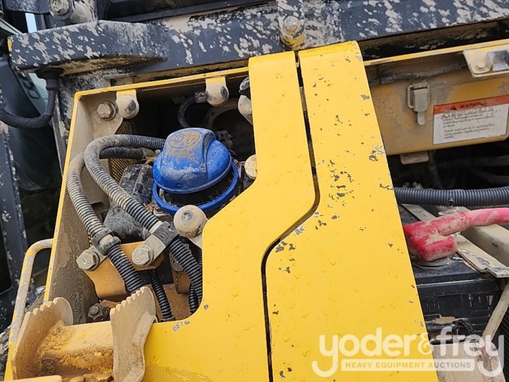 2021-komatsu-d71exi-24-image-19