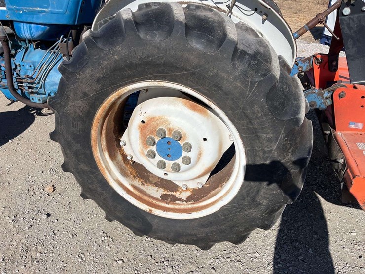 ford-tractor-image-18