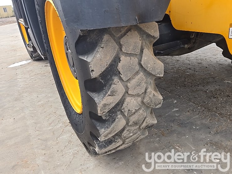 2017-jcb-506-36-image-12