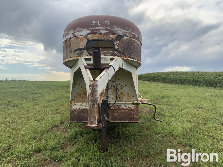 1986-easley-s/a-gooseneck-livestock-trailer-image-2