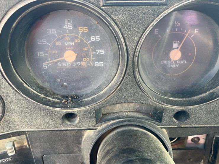 1982-chevrolet-c30-image-12