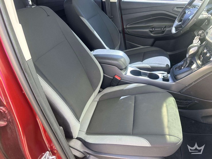 2016-ford-escape-image-28