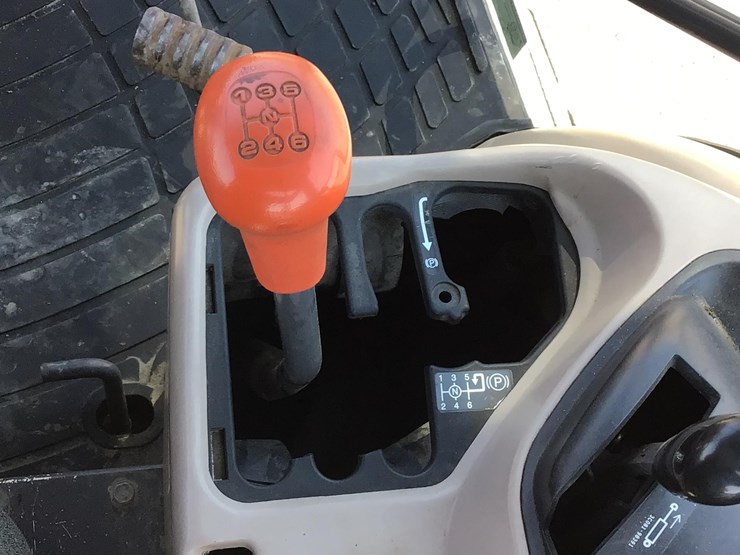 kubota-m7060-image-18