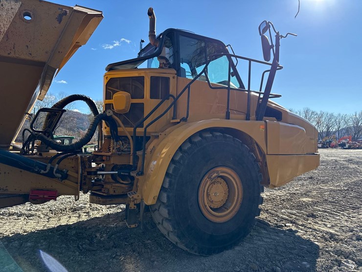 2016-caterpillar-745c-image-7