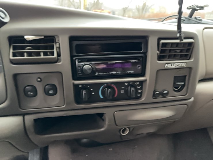 2001-ford-excursion-limited-image-12