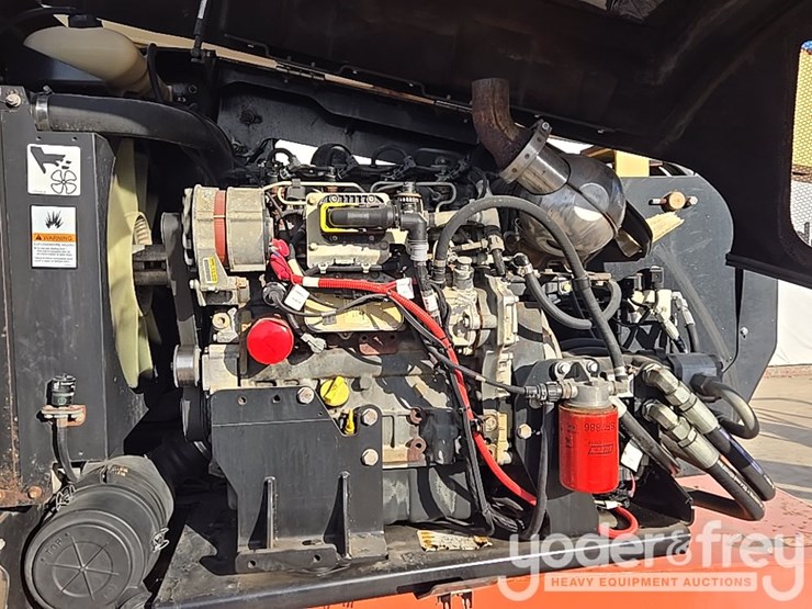 2014-jlg-600aj-image-79