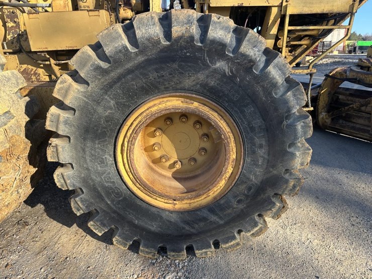 caterpillar-16g-image-76