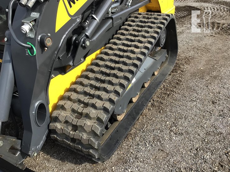 2023-new-holland-c345-image-23