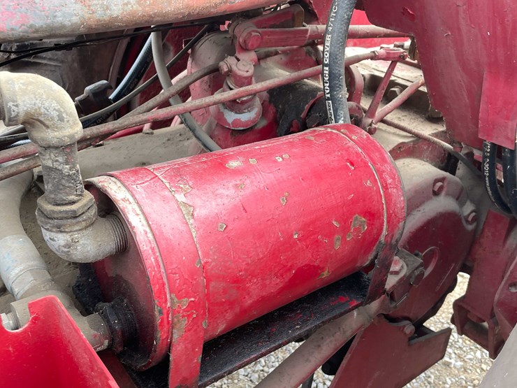 1956-international-600-image-27