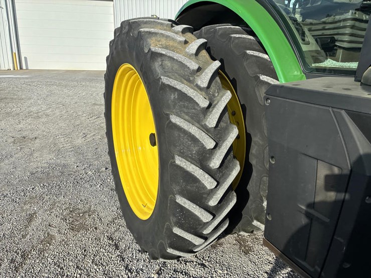 2015-john-deere-8295r-image-50