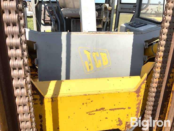 jcb-930-image-12