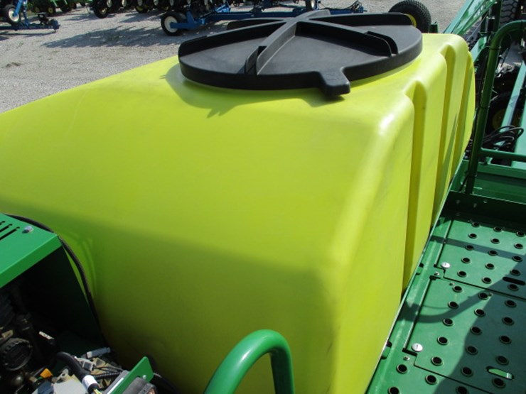 2016-john-deere-db60-image-47