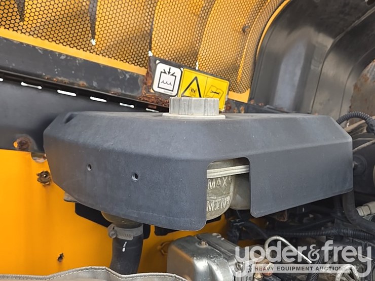 2017-jcb-506-36-image-55