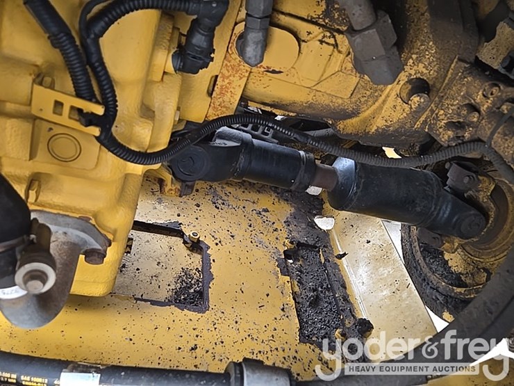 2014-caterpillar-938k-image-74