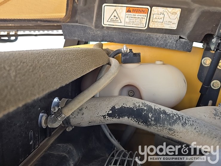 2019-caterpillar-tl1255d-image-78