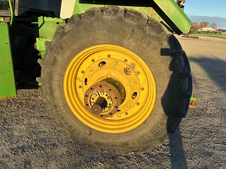 1994-john-deere-8870-image-45