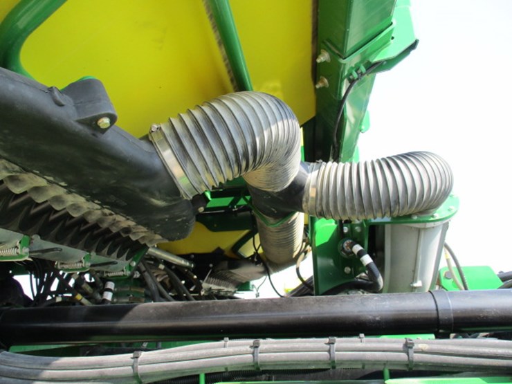 2016-john-deere-db60-image-25