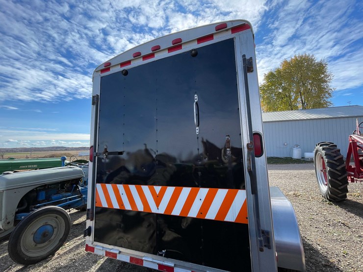 #3013-•-2007-12'-tandem-axle-aluminum-frame-enclosed-trailer-(no-title)-image-2