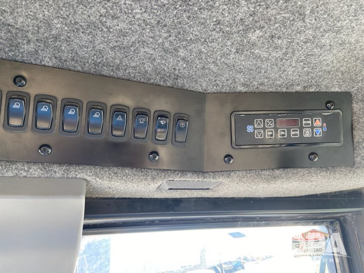 2007-caterpillar-c9-image-12