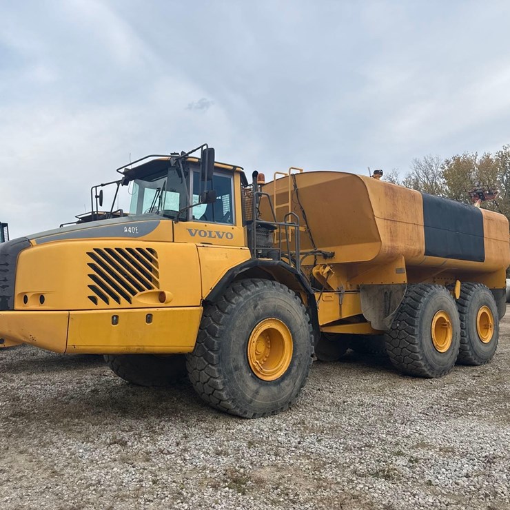 VOLVO A40E