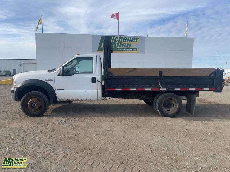 2005-ford-f550-image-2