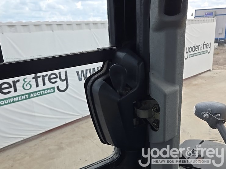 2014-caterpillar-938k-image-178